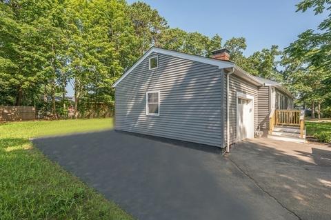 18 Hathaway St, Wareham, MA 02571 photo 9