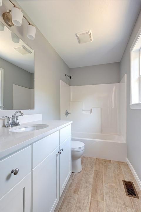 336 Brooks St, Worcester, MA 01606 photo 13