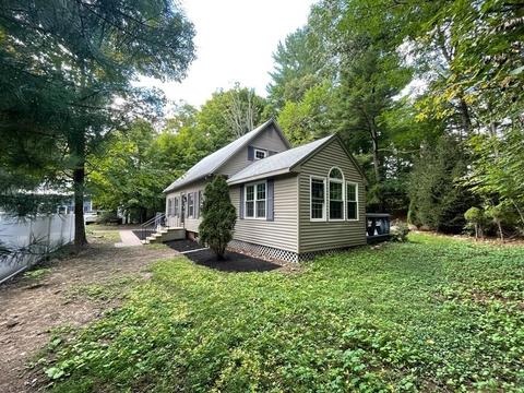 22 Allen St, Northborough, MA 01532