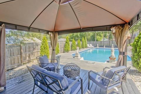 70 Harrow Rd, Springfield, MA 01118 photo 31