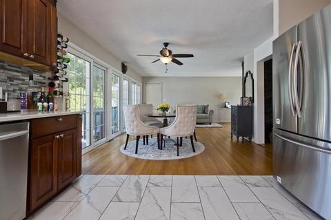 70 Harrow Rd, Springfield, MA 01118 photo 8