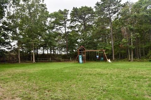 35 Sewall Dr, Mashpee, MA 02649 photo 5