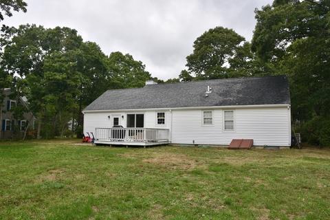 35 Sewall Dr, Mashpee, MA 02649 photo 4
