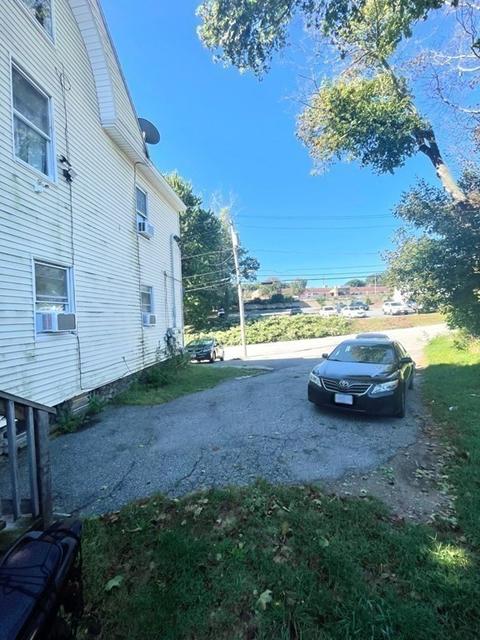 1 Benson Ave, Worcester, MA 01605 photo 4