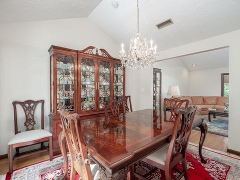 1 Patrick Cir, Stoneham, MA 02180 photo 13