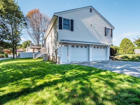 1 Patrick Cir, Stoneham, MA 02180 photo 5