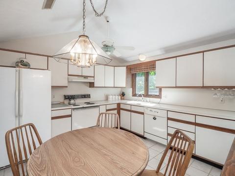 1 Patrick Cir, Stoneham, MA 02180 photo 18