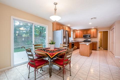 35 Jasons Path, Walpole, MA 02081 photo 11