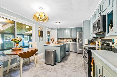 119 Gibbs Ave, Wareham, MA 02571 photo 2