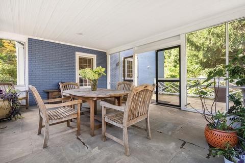 20 Clinton Rd, Brookline, MA 02445 photo 29
