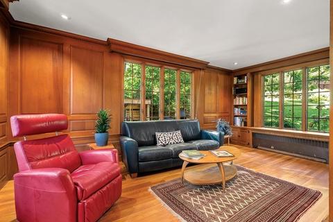 20 Clinton Rd, Brookline, MA 02445 photo 8