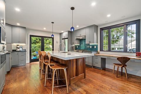 20 Clinton Rd, Brookline, MA 02445 photo 3