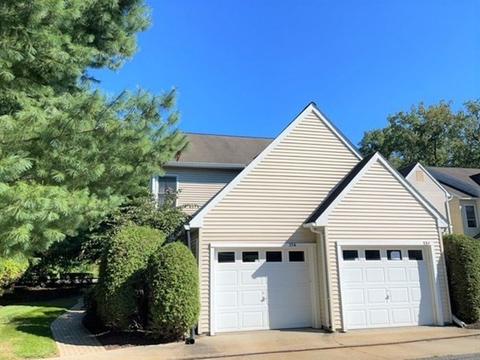 33 Castlegate Dr #B, Springfield, MA 01129 photo 2
