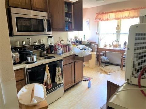 33 Castlegate Dr #B, Springfield, MA 01129 photo 4