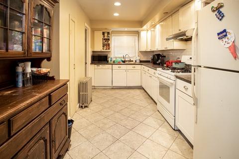 170 Horton St, Fall River, MA 02723 photo 12