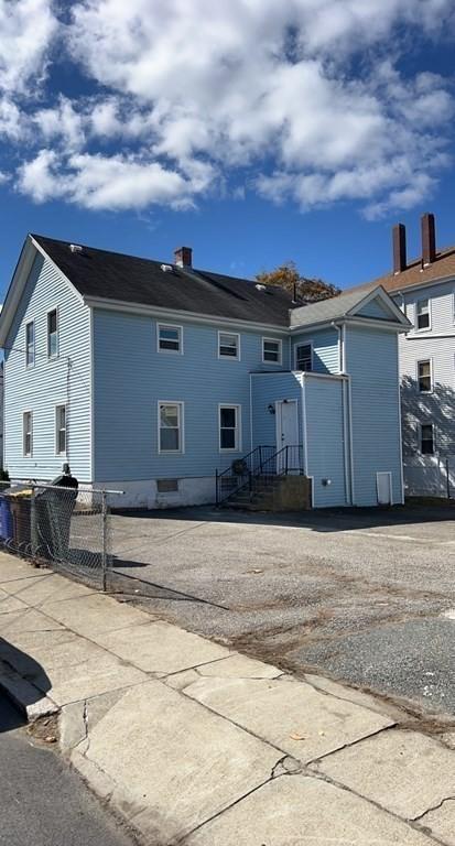 84 Hall St, Fall River, MA 02724 photo 3