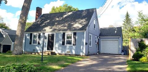 7 Holly St, Hingham, MA 02043 photo 1