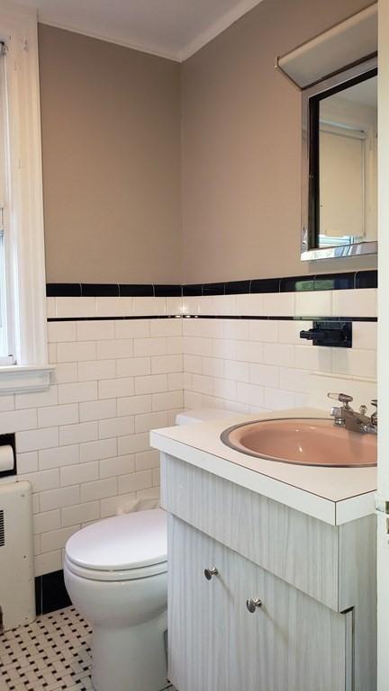 7 Holly St, Hingham, MA 02043 photo 9