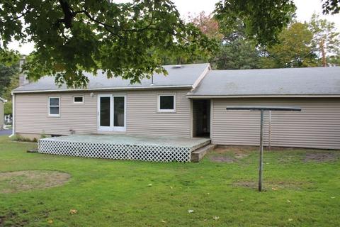 4 Warner St, Erving, MA 01344 photo 3