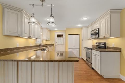 34 Beech St, Saugus, MA 01906 photo 1