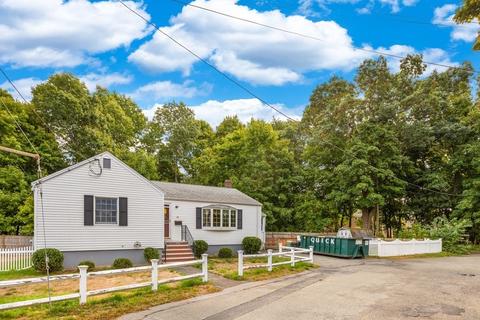 34 Beech St, Saugus, MA 01906 photo 4