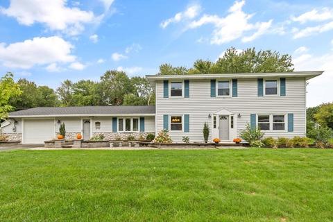 36 Princeton St, Danvers, MA 01923 photo 1