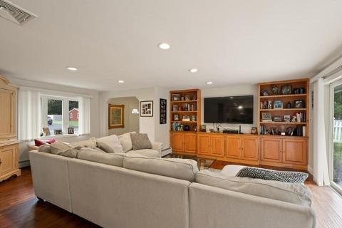 36 Princeton St, Danvers, MA 01923 photo 8