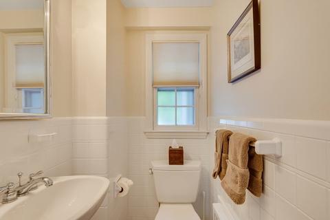 27 Perry Dr, Needham, MA 02492 photo 11