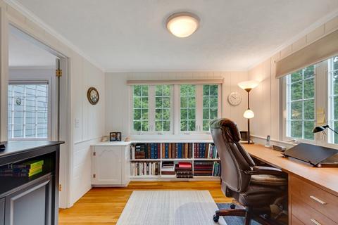 27 Perry Dr, Needham, MA 02492 photo 9