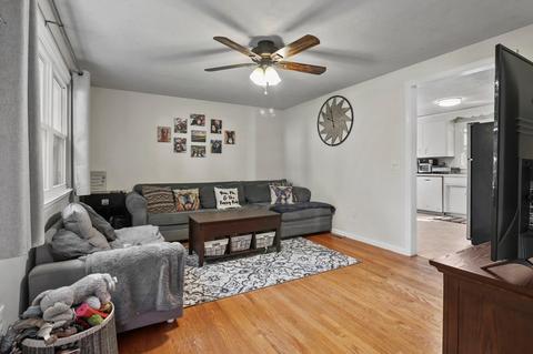 114 Clement St, Springfield, MA 01118 photo 9