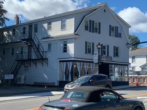 592-594 Main St, Shrewsbury, MA 01545