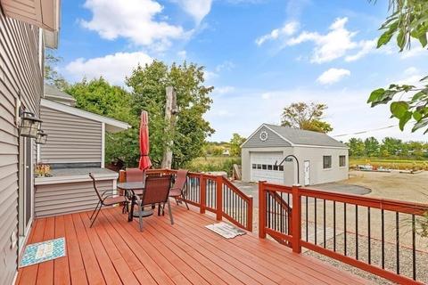 98 Liberty St, Danvers, MA 01923 photo 13