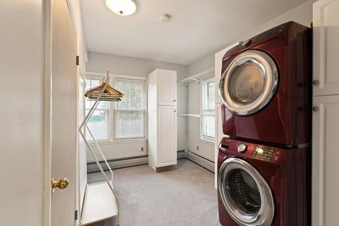 98 Liberty St, Danvers, MA 01923 photo 10