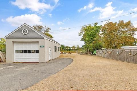 98 Liberty St, Danvers, MA 01923 photo 14