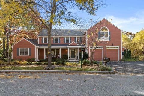 38 Emerald Dr, Reading, MA 01867 photo 1
