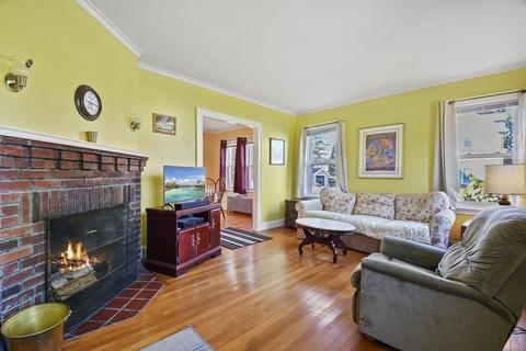 18 Michigan Rd, Worcester, MA 01606 photo 2