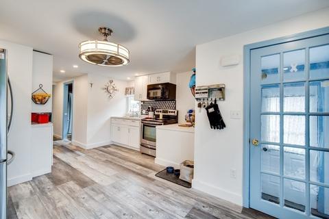84 Price St, Springfield, MA 01104 photo 5