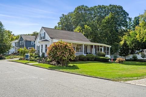 47 Pentucket Ave, Lowell, MA 01852 photo 1