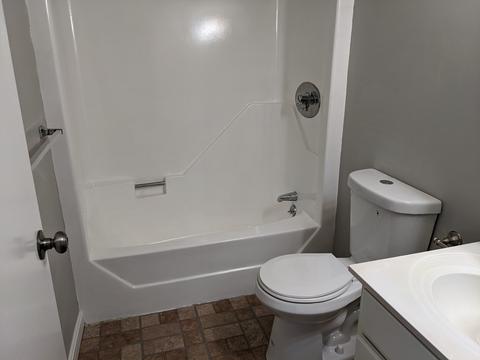 511 Buffinton St #E, Fall River, MA 02721 photo 9