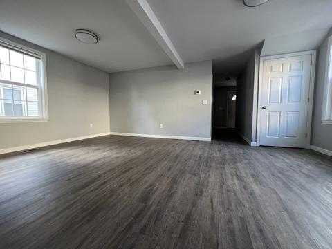 45 Loring St, Springfield, MA 01105 photo 9