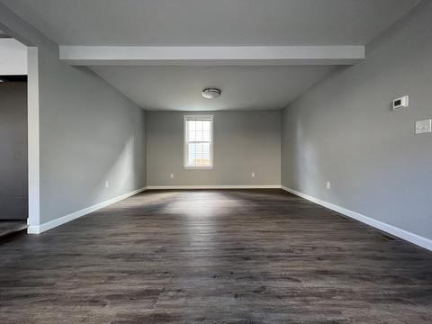 45 Loring St, Springfield, MA 01105 photo 8