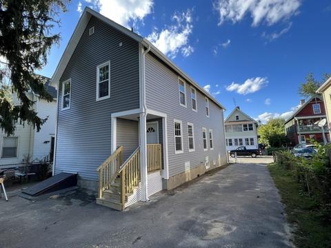45 Loring St, Springfield, MA 01105 photo 3