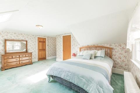 74 Hedge St, Fairhaven, MA 02719 photo 24