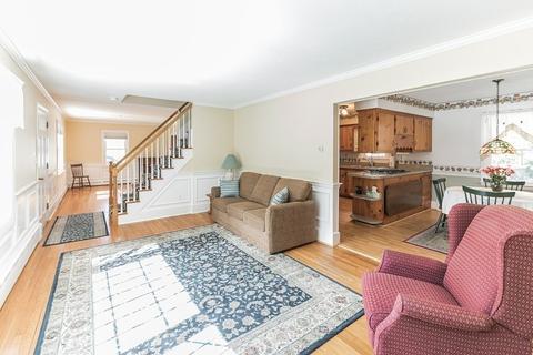 74 Hedge St, Fairhaven, MA 02719 photo 12