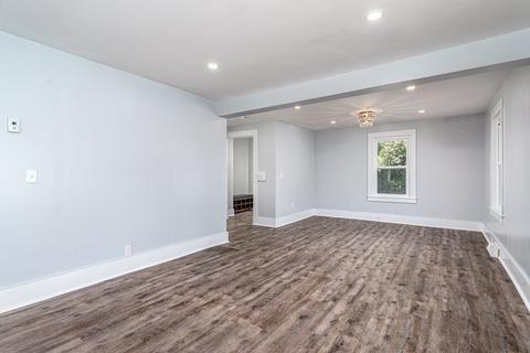 33 Oak Ave, Athol, MA 01331 photo 10