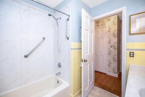 123 Fenimore Blvd, Springfield, MA 01108 photo 13