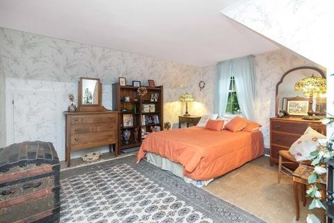 123 Fenimore Blvd, Springfield, MA 01108 photo 19