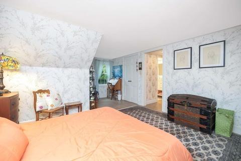 123 Fenimore Blvd, Springfield, MA 01108 photo 17
