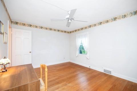 123 Fenimore Blvd, Springfield, MA 01108 photo 11