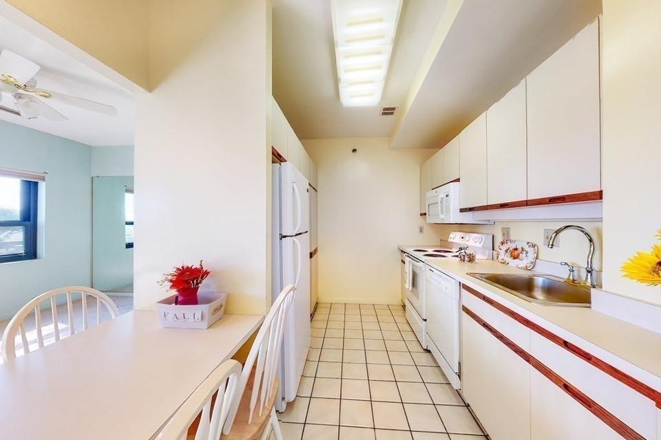  1 Seal Harbor Rd #101, Winthrop, MA 02152 photo 4